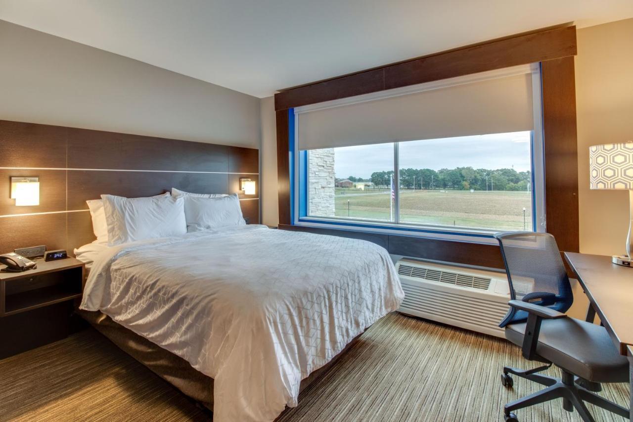 Holiday Inn Express & Suites - Union City By Ihg Kültér fotó