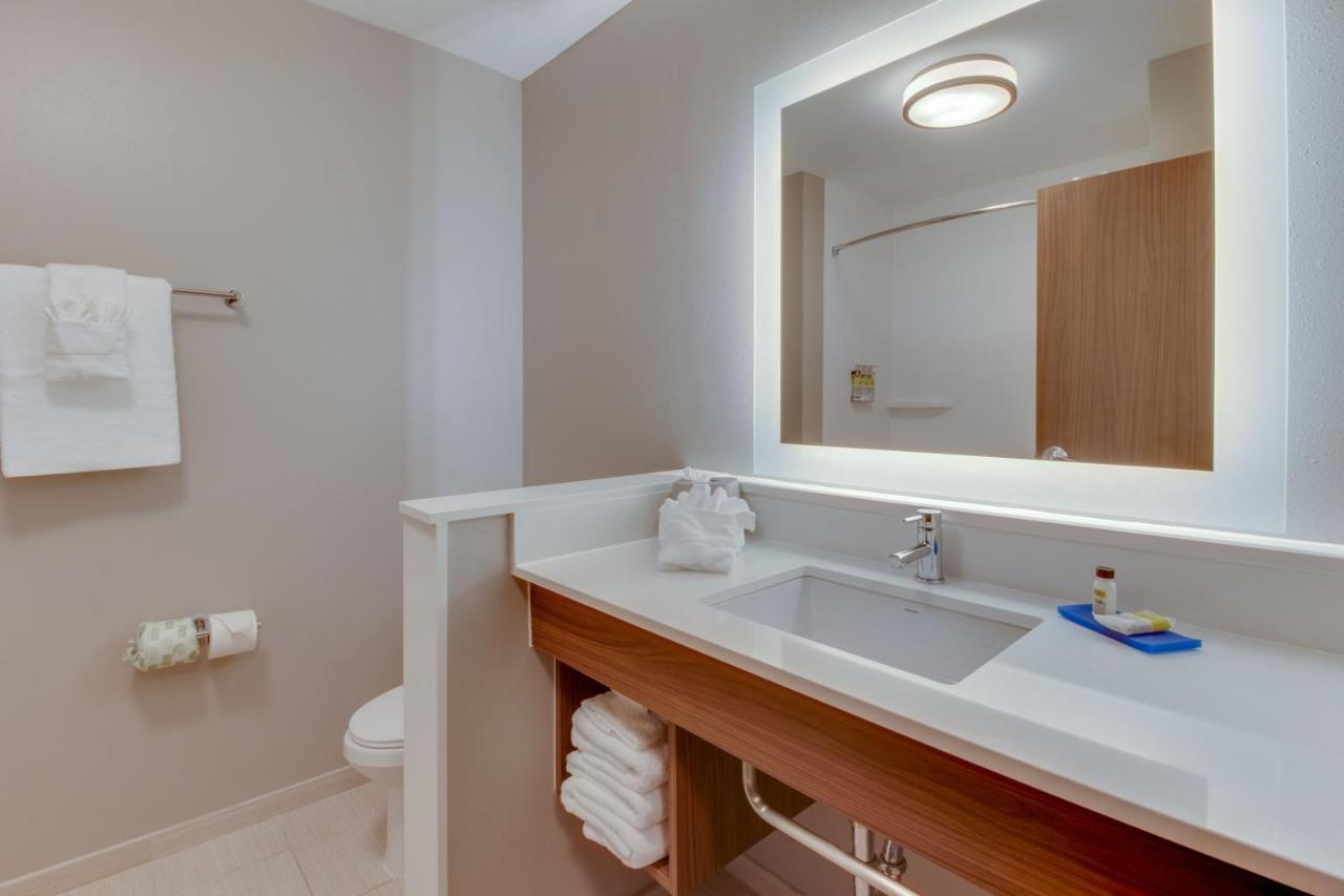 Holiday Inn Express & Suites - Union City By Ihg Kültér fotó