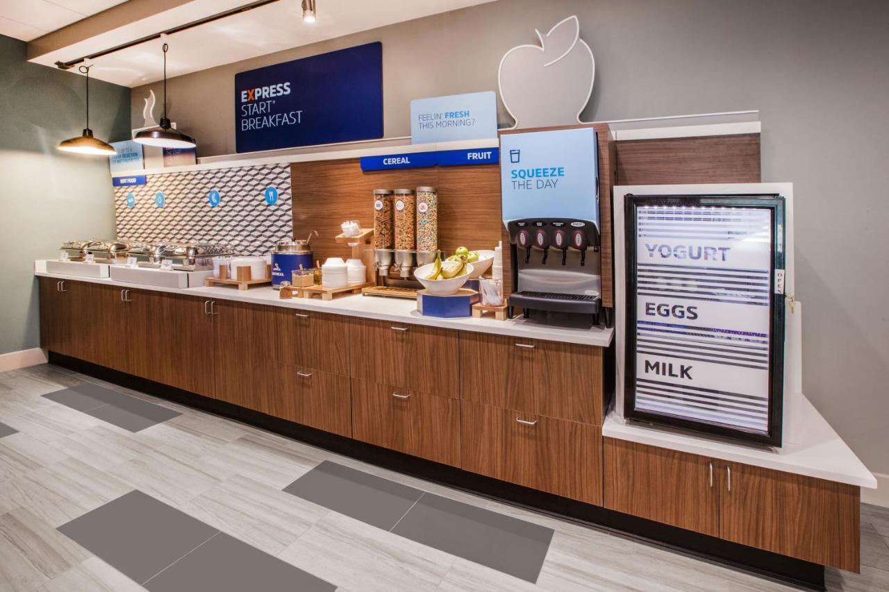 Holiday Inn Express & Suites - Union City By Ihg Kültér fotó