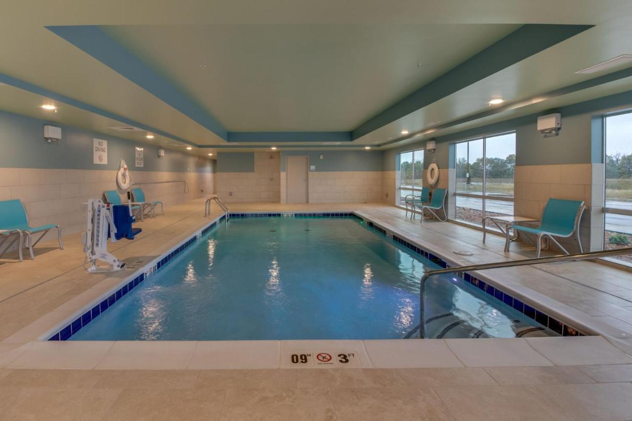 Holiday Inn Express & Suites - Union City By Ihg Kültér fotó